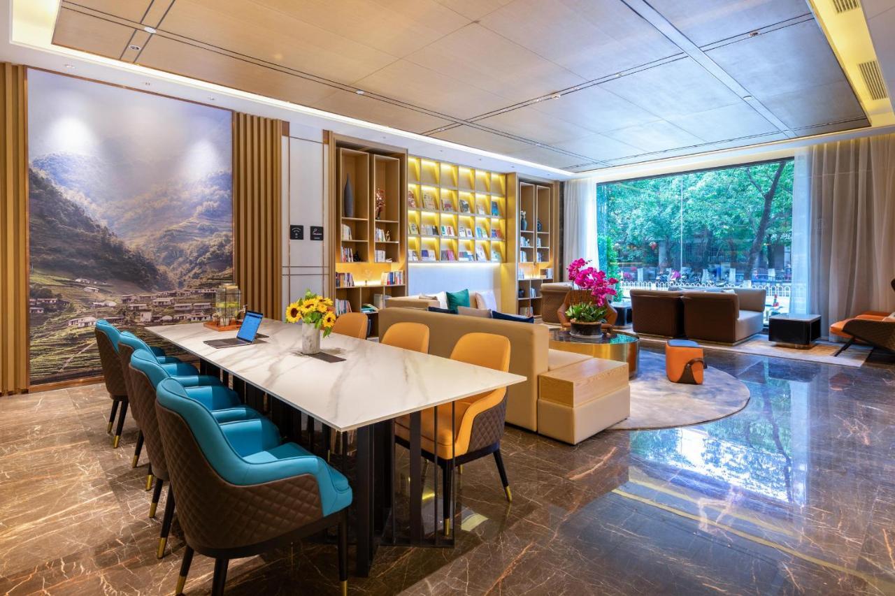 Atour Hotel Kunming Cuihu Экстерьер фото