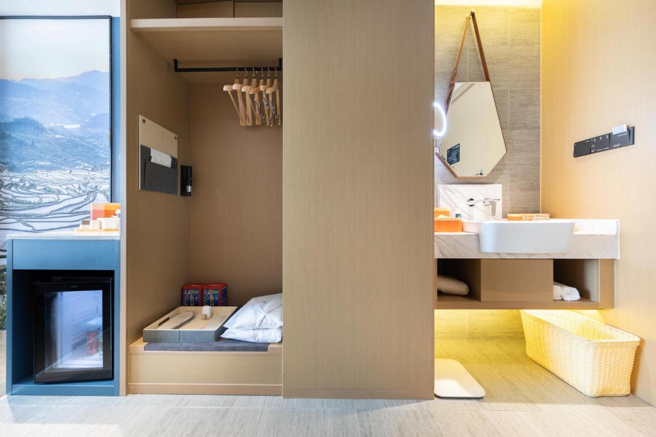 Atour Hotel Kunming Cuihu Экстерьер фото